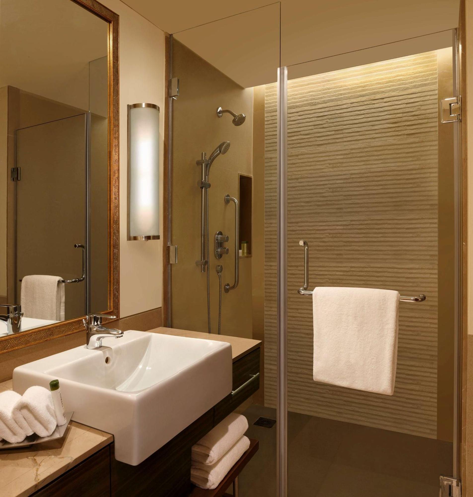 Doubletree By Hilton Agra Hotel Agra (Uttar Pradesh)